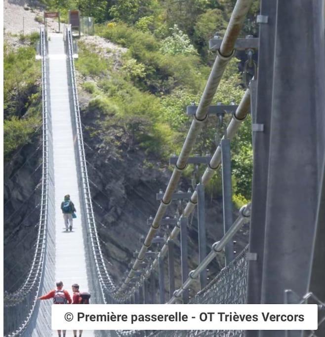 Grenoble Sud Varces Suite Privatisee Au Pied Des Montagnes Exterior photo